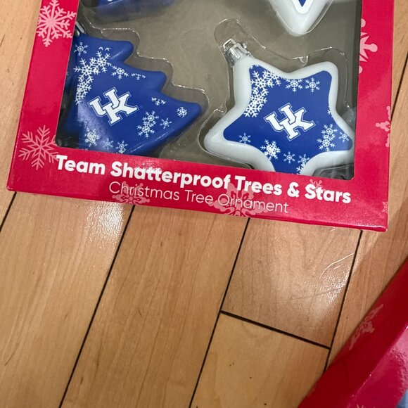 University of Kentucky UK Shatterproof Christmas Ornaments Trees & Stars 3 sets - Picture 5 of 7